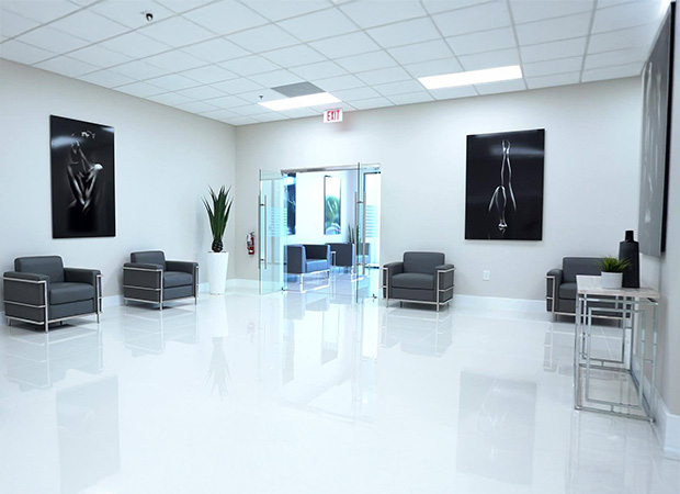 Avana Hialeah Gardens Front Desk